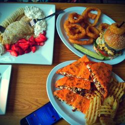 Tortina - Wow just opened old White Castle Double Mushroom Burger, Chicken Quesadilla n Crepe