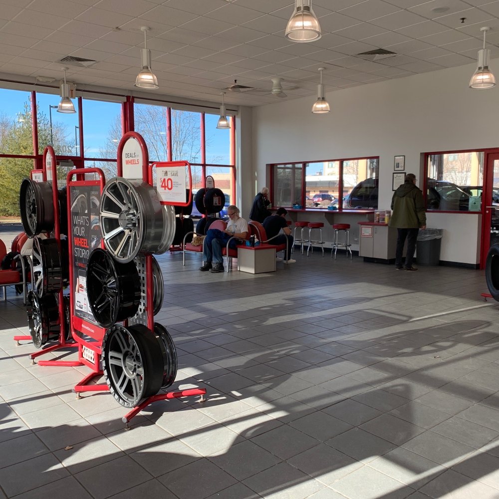 Discount Tire - Waiting area - Tires Near Me - Mount Prospect, Illinois Discount Tire - Waiting area - Tires Near Me - Mount Prospect, Illinois