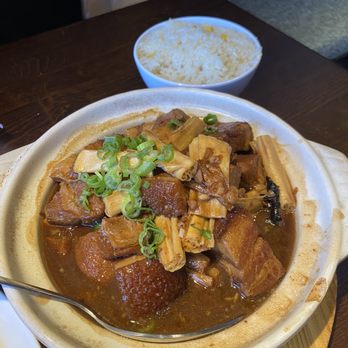 J2C Sichuan Bistro - Braised Pork Belly - Szechuan Near Me - Lexington, Kentucky J2C Sichuan Bistro - Braised Pork Belly - Szechuan Near Me - Lexington, Kentucky