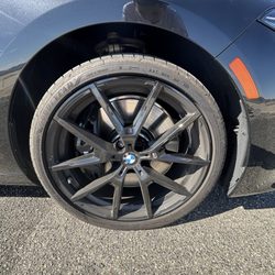 Pancho's Mobile Tire Shop - Rim with no scratches, this is right after it went flat before getting to pancho's