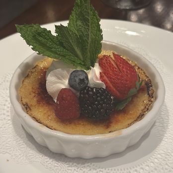 William & Henry Steakhouse - Steakhouses Near Me - Lynchburg, Virginia William & Henry Steakhouse - Steakhouses Near Me - Lynchburg, Virginia