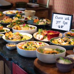 House of Wonders - Choose with your eyes. All Fresh From Farm to your table.