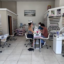 Koolau Nail Center - New owner and new remodel