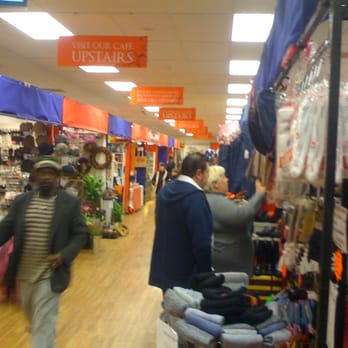 Woolies Indoor Market - Farmers Market Near Me - Clifton, BST