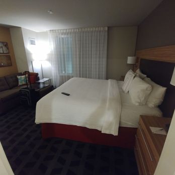 TownePlace Suites by Marriott Las Vegas Stadium District - King bed, clean sheets and cover. - Hotels Near Me - Las Vegas, Nevada TownePlace Suites by Marriott Las Vegas Stadium District - King bed, clean sheets and cover. - Hotels Near Me - Las Vegas, Nevada