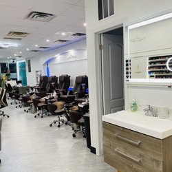 New York Nail Lounge