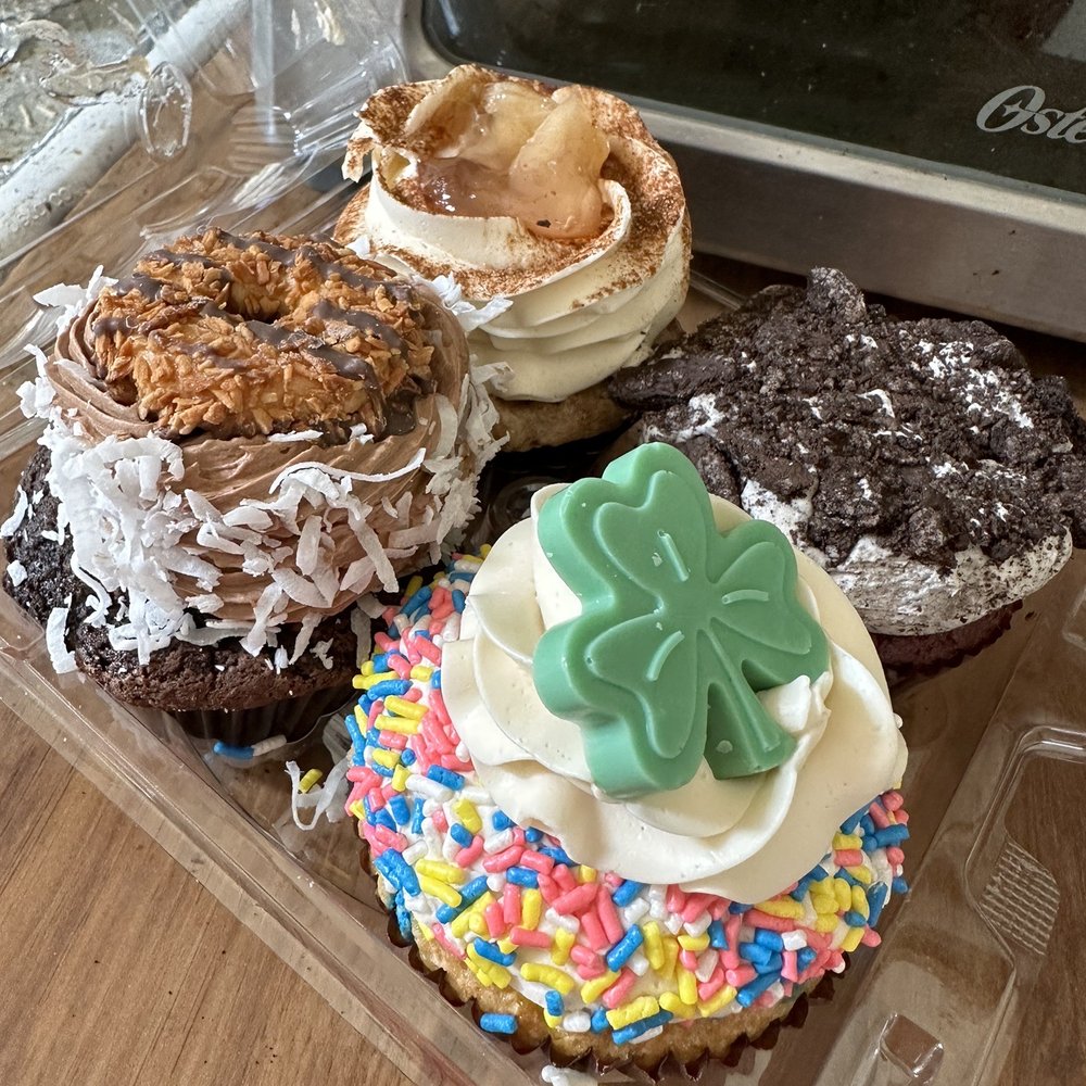 Creative Cakes Cafe - Cupcakes - Sandwiches Near Me - Worcester, Massachusetts
