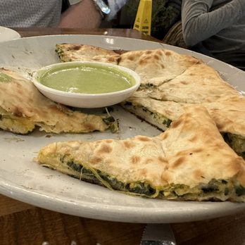Saffron Indian Urban Kitchen - Spinach Cheese Naan - Indian Near Me - Omaha, Nebraska Saffron Indian Urban Kitchen - Spinach Cheese Naan - Indian Near Me - Omaha, Nebraska