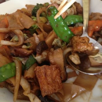 Crystal's Kitchen - HONG KONG STIR FRIED BEEF NOODLE minus the beef, add tofu and stir fried veggies! Fantastic dish and so yummy! - Japanese Near Me - West Bridgewater, Massachusetts Crystal's Kitchen - HONG KONG STIR FRIED BEEF NOODLE minus the beef, add tofu and stir fried veggies! Fantastic dish and so yummy! - Japanese Near Me - West Bridgewater, Massachusetts