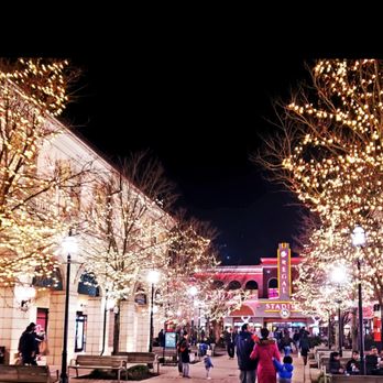 Tanger Outlets Deer Park - Cool Holiday shopping - Outlet Stores Near Me - Deer Park, New York Tanger Outlets Deer Park - Cool Holiday shopping - Outlet Stores Near Me - Deer Park, New York