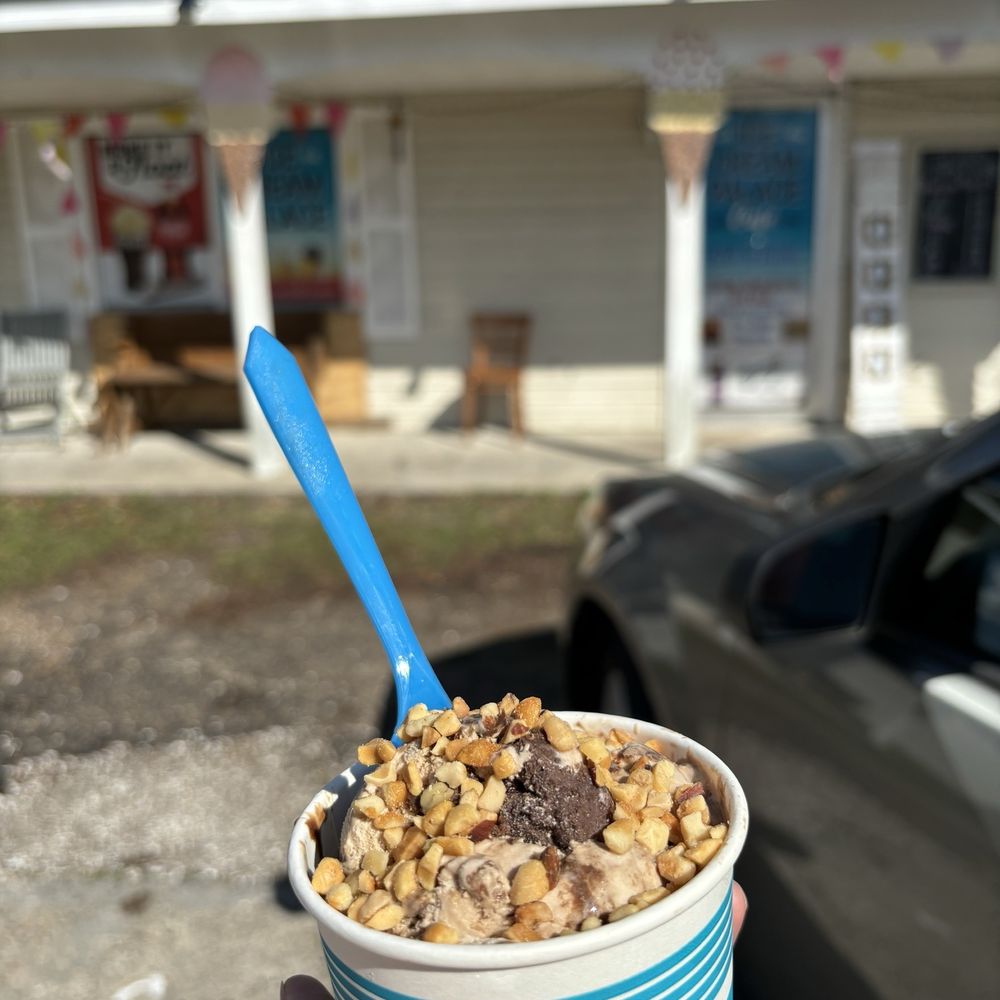 Pass Ice Cream Palace - Ice Cream & Frozen Yogurt Near Me - Pass Christian, Mississippi Pass Ice Cream Palace - Ice Cream & Frozen Yogurt Near Me - Pass Christian, Mississippi