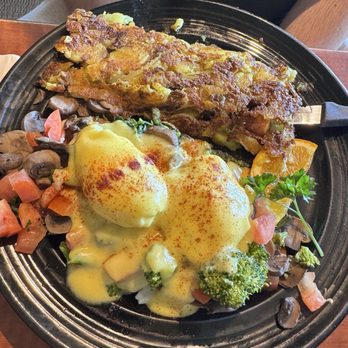 Los Gatos Cafe - Eggs Benedict - Breakfast & Brunch Near Me - Los Gatos, California Los Gatos Cafe - Eggs Benedict - Breakfast & Brunch Near Me - Los Gatos, California