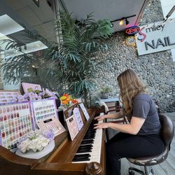 Smiley Nail Spa