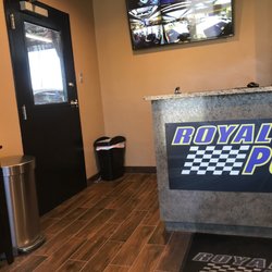 Oil Change Express - Interior