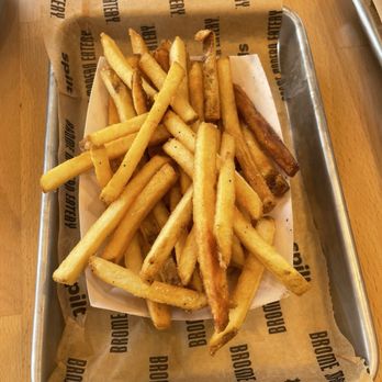 Brome Modern Eatery - Side order of fries - Juice Bars & Smoothies Near Me - Westland, Michigan
