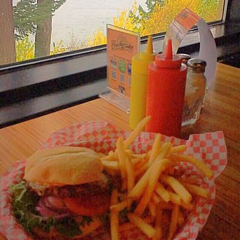 Bridgeside - Veggie burger and fries with a view of the Columbia! - American Near Me - Cascade Locks, Oregon