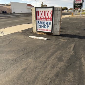 Lucky Liquor - Sign at entrance - Convenience Stores Near Me - Apple Valley, California Lucky Liquor - Sign at entrance - Convenience Stores Near Me - Apple Valley, California