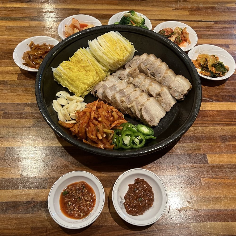 Danji - Bossam 보쌈 煮五花肉 - Asian Fusion Near Me - Centreville, Virginia Danji - Bossam 보쌈 煮五花肉 - Asian Fusion Near Me - Centreville, Virginia