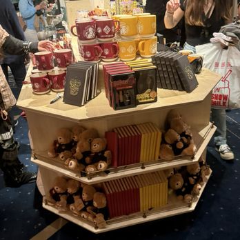 Harry Potter Shop - Books, Mags, Music & Video Near Me - New York, New York