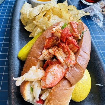Galyn's - Maine Lobster Roll - Seafood Near Me - Bar Harbor, Maine Galyn's - Maine Lobster Roll - Seafood Near Me - Bar Harbor, Maine