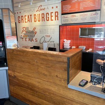 Chapps Burgers - Ordering counter - Burgers Near Me - Grand Prairie, Texas