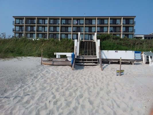 Windjammer Inn by null