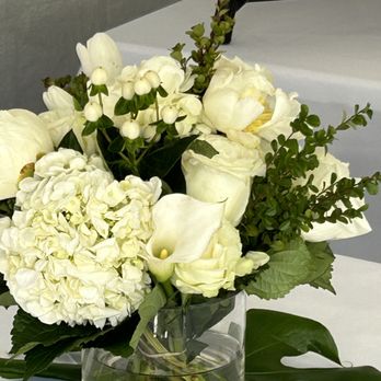 Purely Floral - Florists Near Me - Manhattan Beach , California Purely Floral - Florists Near Me - Manhattan Beach , California