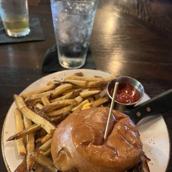 Bird and Bottle - New American Near Me - Tulsa, Oklahoma