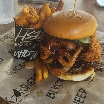 Black Sheep - Cowboy Carl- smoked brisket, sharp white cheddar, candied bacon, spicy fried onions, house pickles, chipotle bbq sauce - American Near Me - Springfield, Missouri