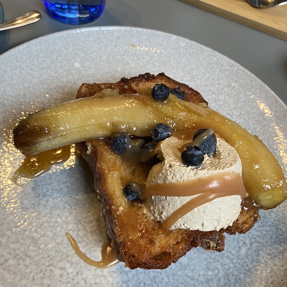 The Hardware Société - Some banana fried French toast (forgot what it was called but I believe it was the special that day) amazing and just so yummy! - Coffee & Tea Near Me - Paris, 75