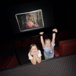 Marcus Ronnie's Cinema - Stitch head