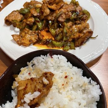 Flaming Mountain - 小炒肉, sauté pepper and pork - Chinese Near Me - Tampa, Florida Flaming Mountain - 小炒肉, sauté pepper and pork - Chinese Near Me - Tampa, Florida