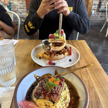 Sunny Side Breakfast - Breakfast & Brunch Near Me - Sacramento, California