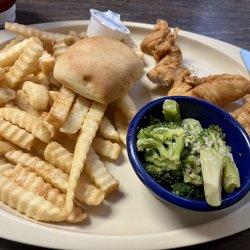 Galen's Restaurant - Chicken tender dinner with broccoli, French fries, and a roll