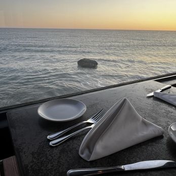 Moonshadows - Seafood Near Me - Malibu, California