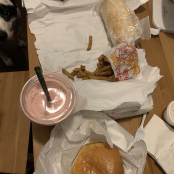 Jr’s Red Hots - Everything arrives nicely packed. I so appreciate them packing my veggies on the side for my burger. I asked, and they delivered. - Hot Dogs Near Me - Chicago, Illinois