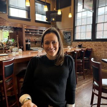 Golden Leaf Bistro - C'est moi - Bars Near Me - Danville, Virginia