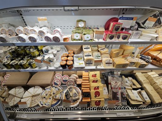 Luke's Local by null