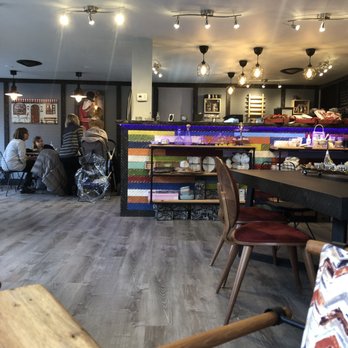 Corner Cafe - Comfortable seating and atmosphere - Cafes Near Me - Cliffside Park, New Jersey