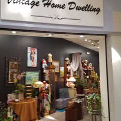 Vintage Home Dwelling - A Home Vintage