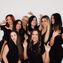 Glow Up by Vanessa - Vanessa's Team