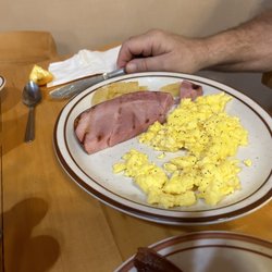 Mother Hubbard's Restaurant - Shows pineapple cut up