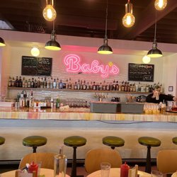Baby's - View of bar