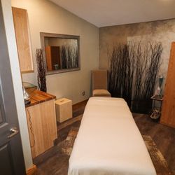 Serenity Salon - Massage room