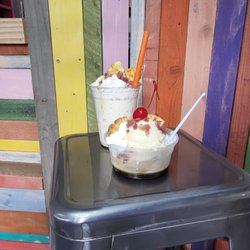 Sundae Bar - Some Pig