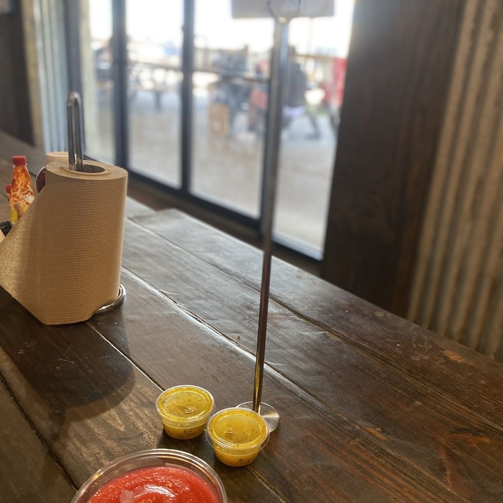 Honore's Cajun Cafe - Cajun/Creole Near Me - Manvel, Texas