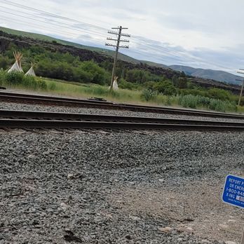 Lava Family Campgrounds - Train tracks - Campgrounds Near Me - Inkom, Idaho