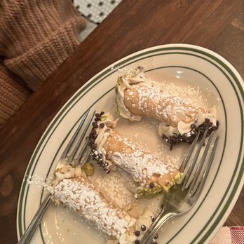 Good Pie - Small Cannoli - Pizza Near Me - Las Vegas, Nevada Good Pie - Small Cannoli - Pizza Near Me - Las Vegas, Nevada