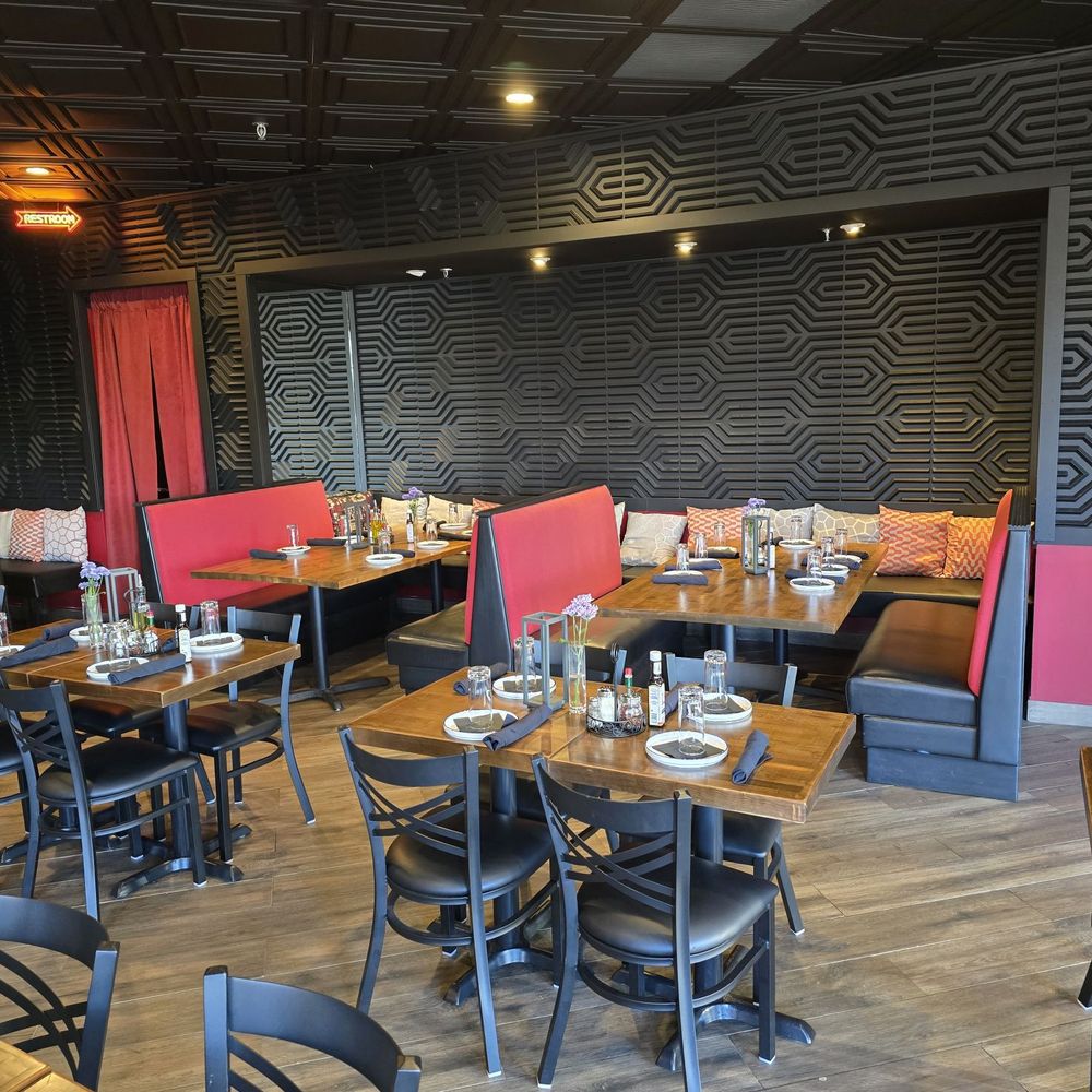 Red Bottle - Dance Clubs Near Me - Wheeling, Illinois Red Bottle - Dance Clubs Near Me - Wheeling, Illinois