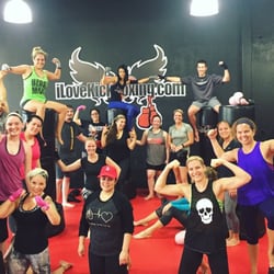 iLoveKickboxing - Friendswood